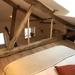 Apartmán De La Cour Au Grenier *