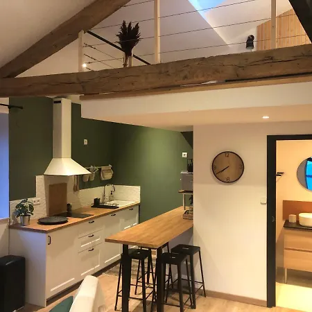 De La Cour Au Grenier Apartment Chauvigny