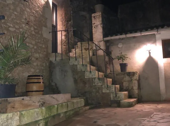 Lejlighed De La Cour Au Grenier *