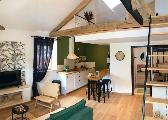 Lejlighed De La Cour Au Grenier